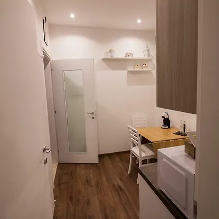 Silver Apartment Venice